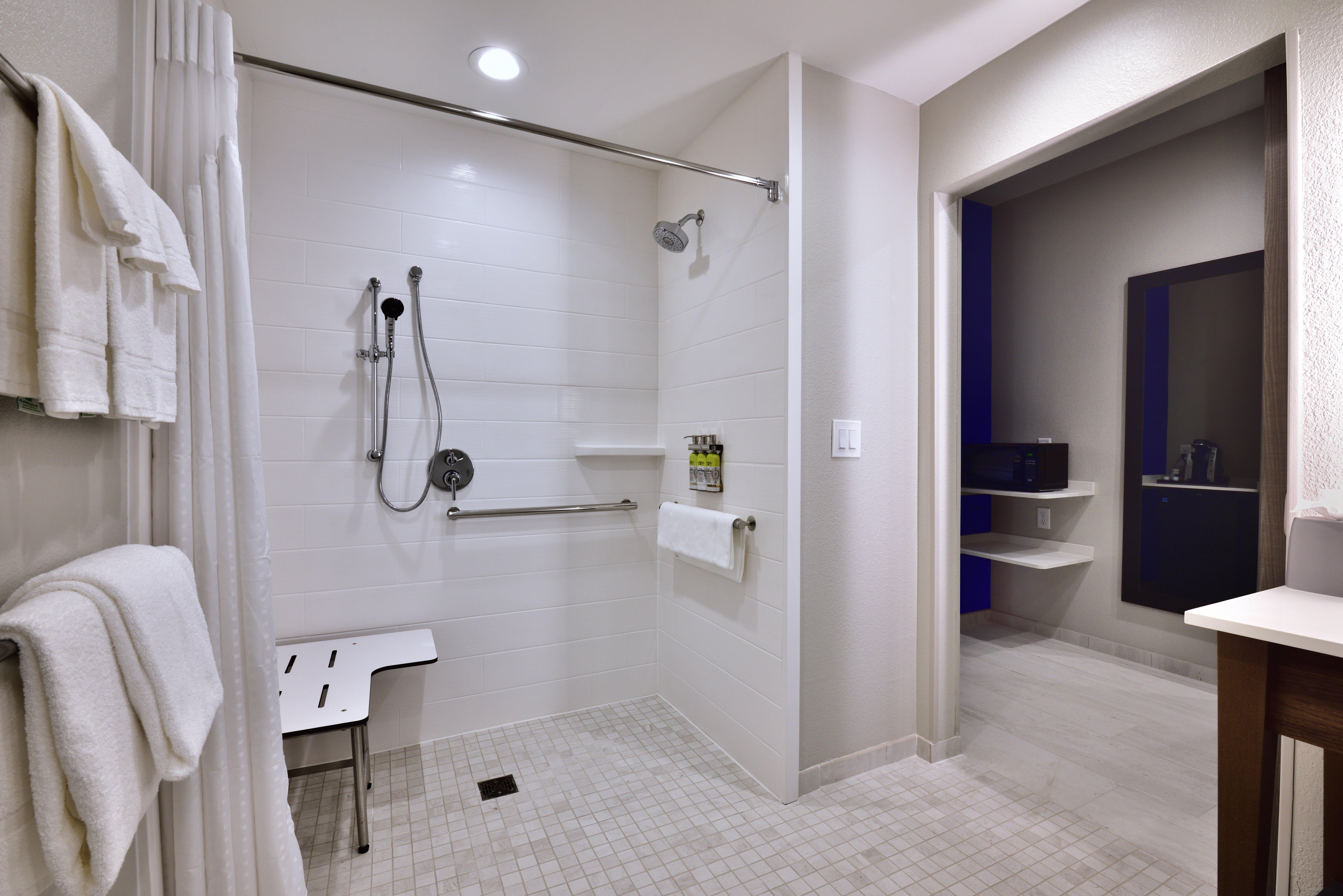 Holiday Inn Express & Suites Spring - Woodlands Area By Ihg Exterior photo