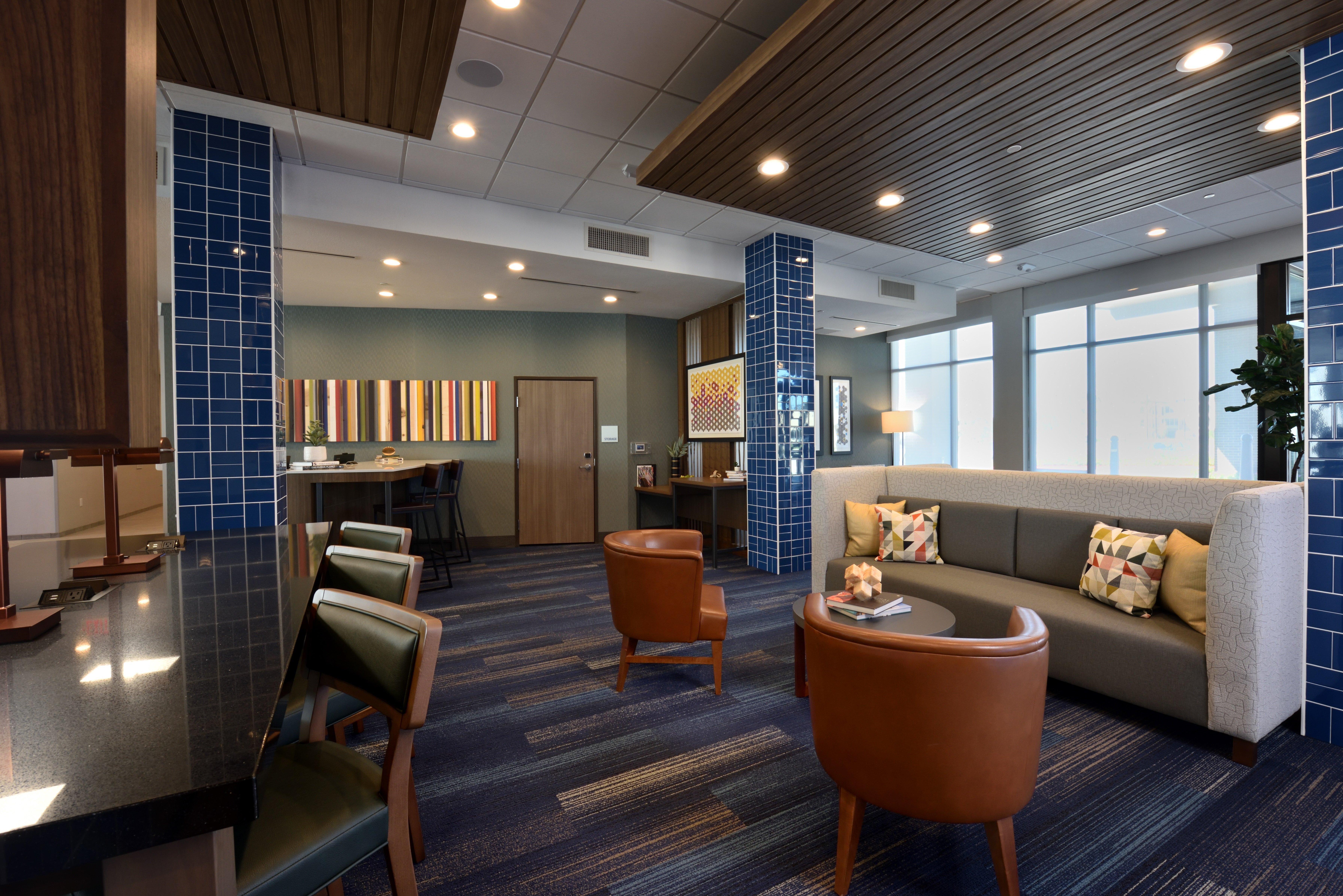 Holiday Inn Express & Suites Spring - Woodlands Area By Ihg Exterior photo