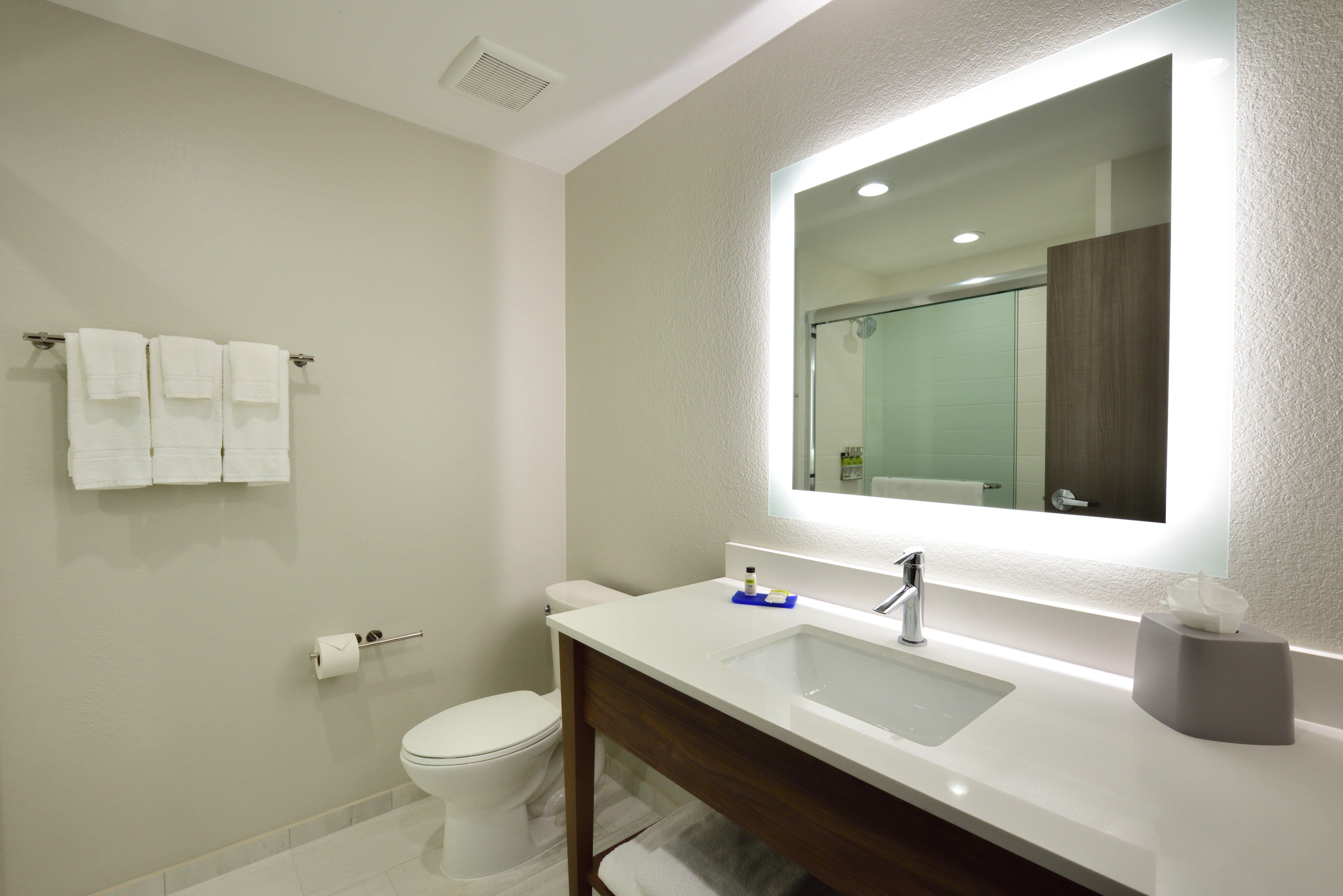 Holiday Inn Express & Suites Spring - Woodlands Area By Ihg Exterior photo