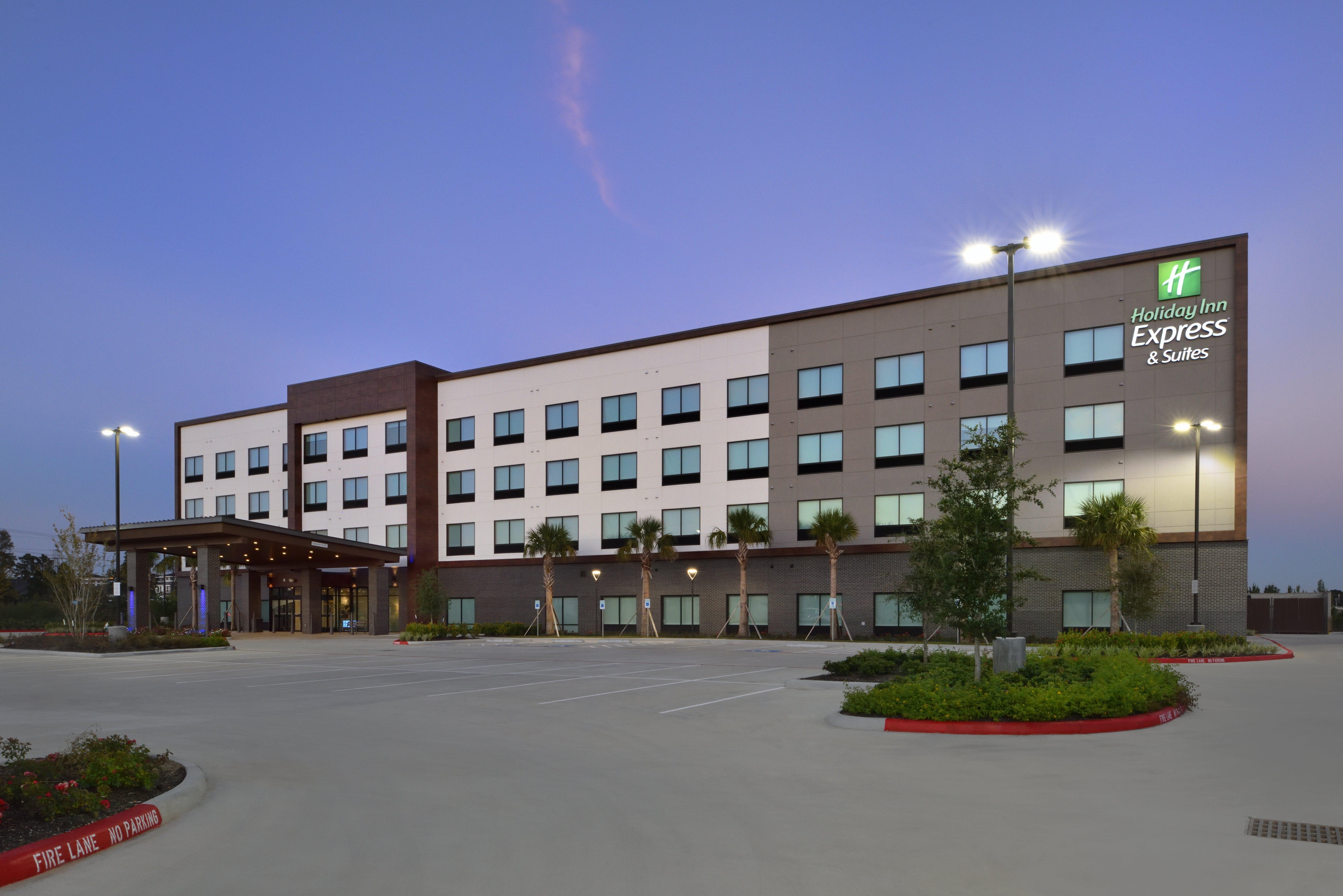 Holiday Inn Express & Suites Spring - Woodlands Area By Ihg Exterior photo