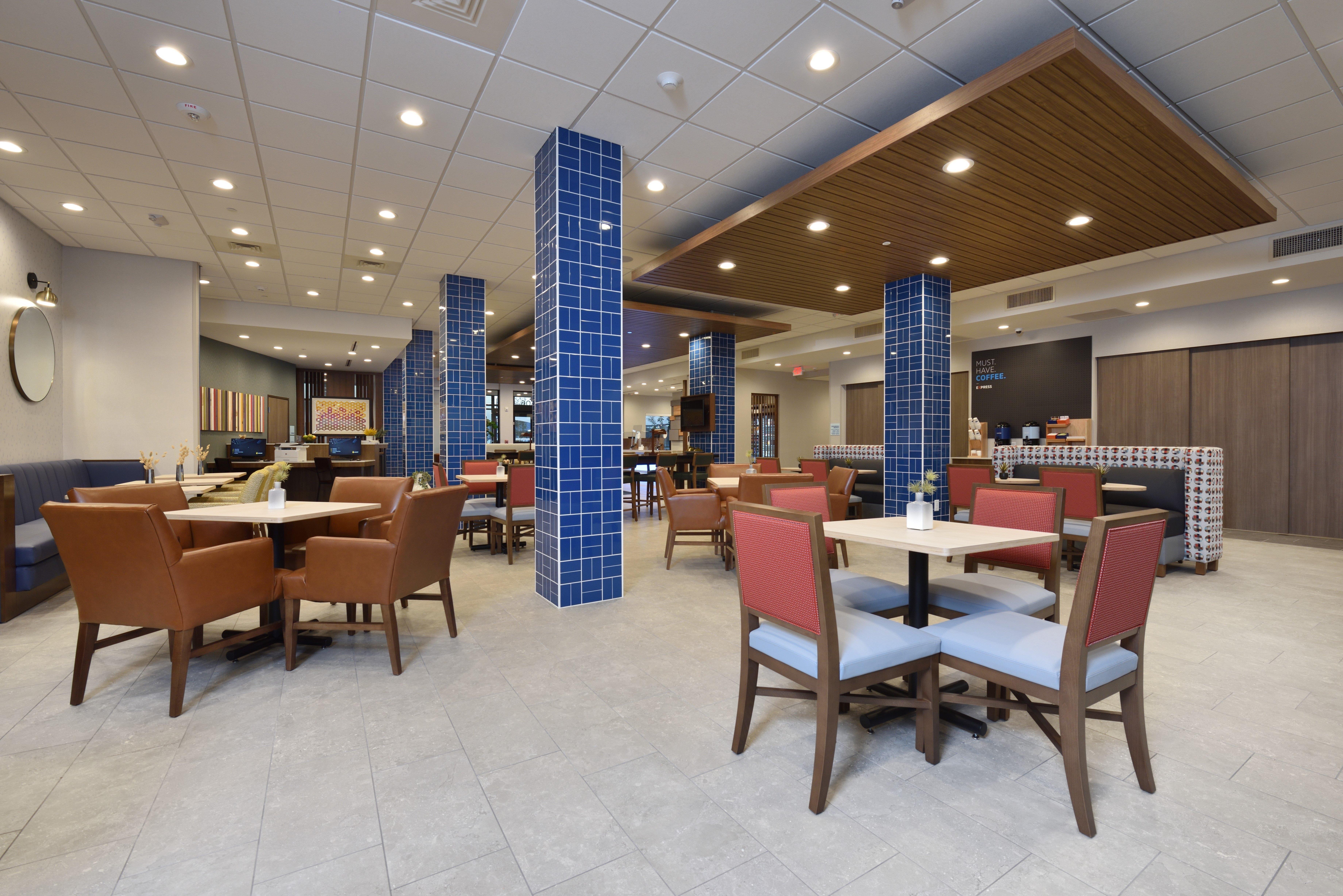 Holiday Inn Express & Suites Spring - Woodlands Area By Ihg Exterior photo