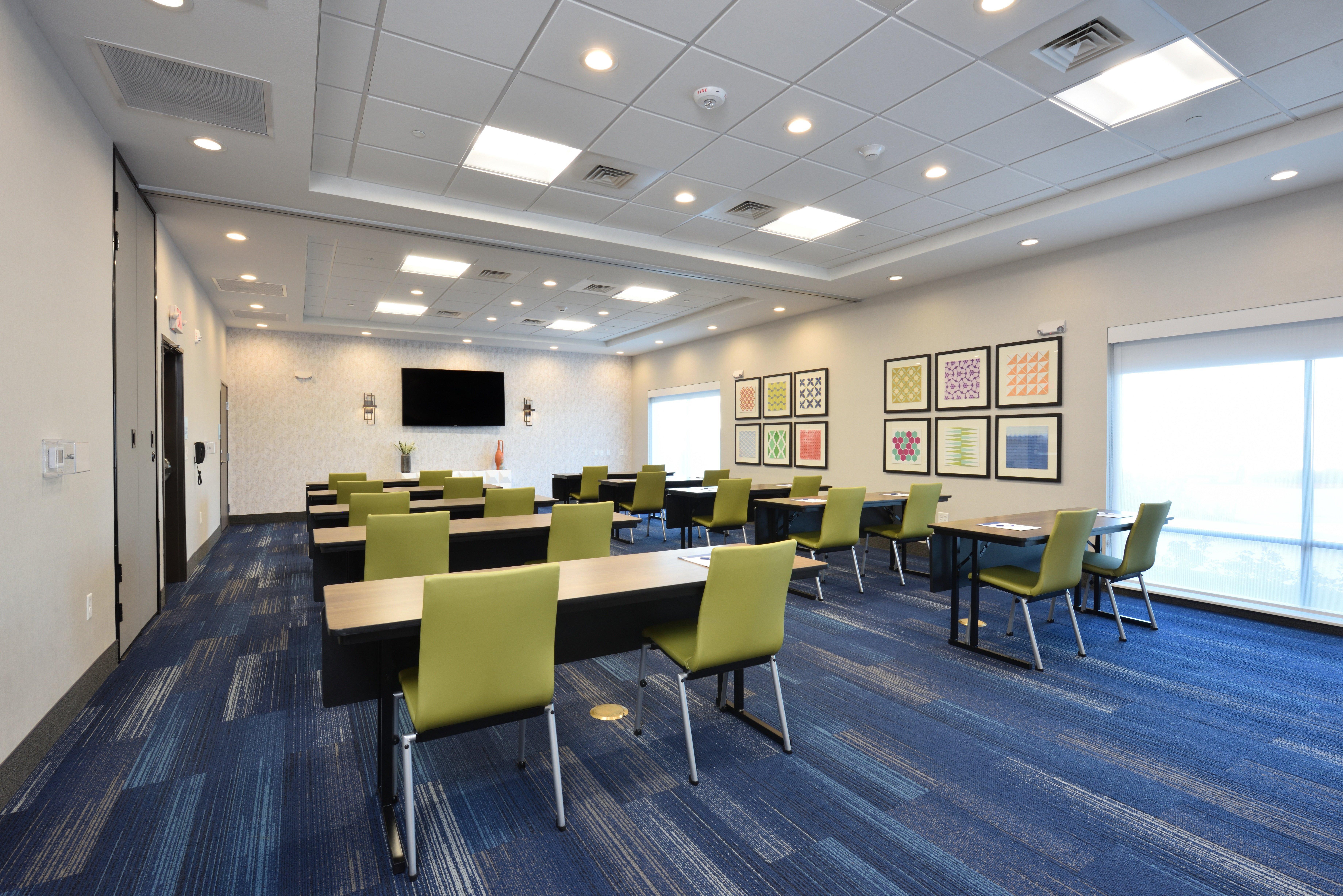 Holiday Inn Express & Suites Spring - Woodlands Area By Ihg Exterior photo